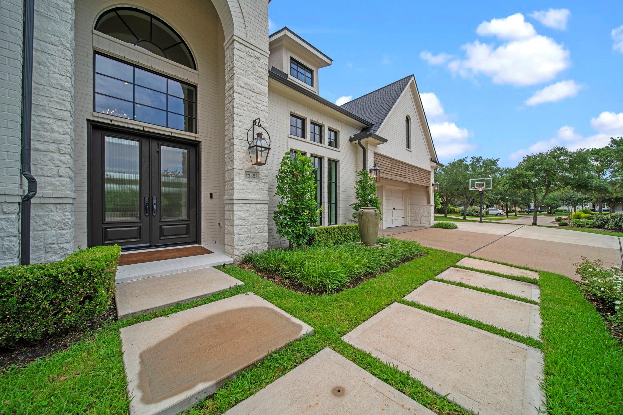 23323 Two Harbors Glen Street