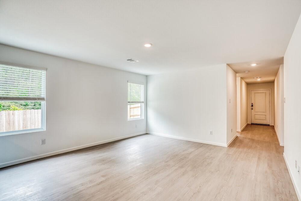 343 Parkin Court