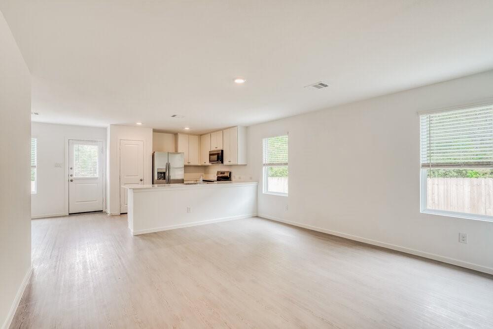 343 Parkin Court