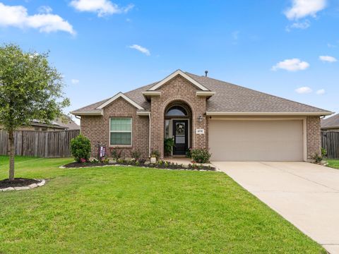 Photo of 4931 Twin Summit Drive, Rosenberg, TX 77469 (MLS # 98535089)