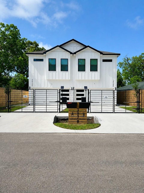 Photo of 3828 Noah Street #A, Houston, TX 77021 (MLS # 40787896)