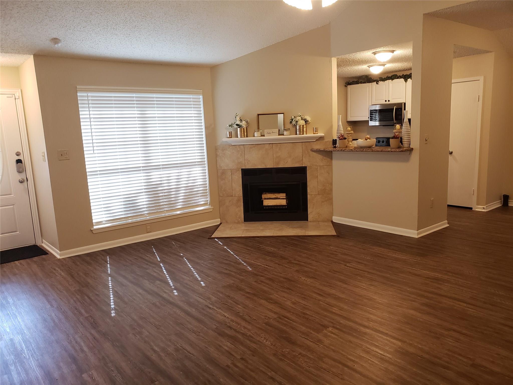 7707 Bluejay Twin Circle