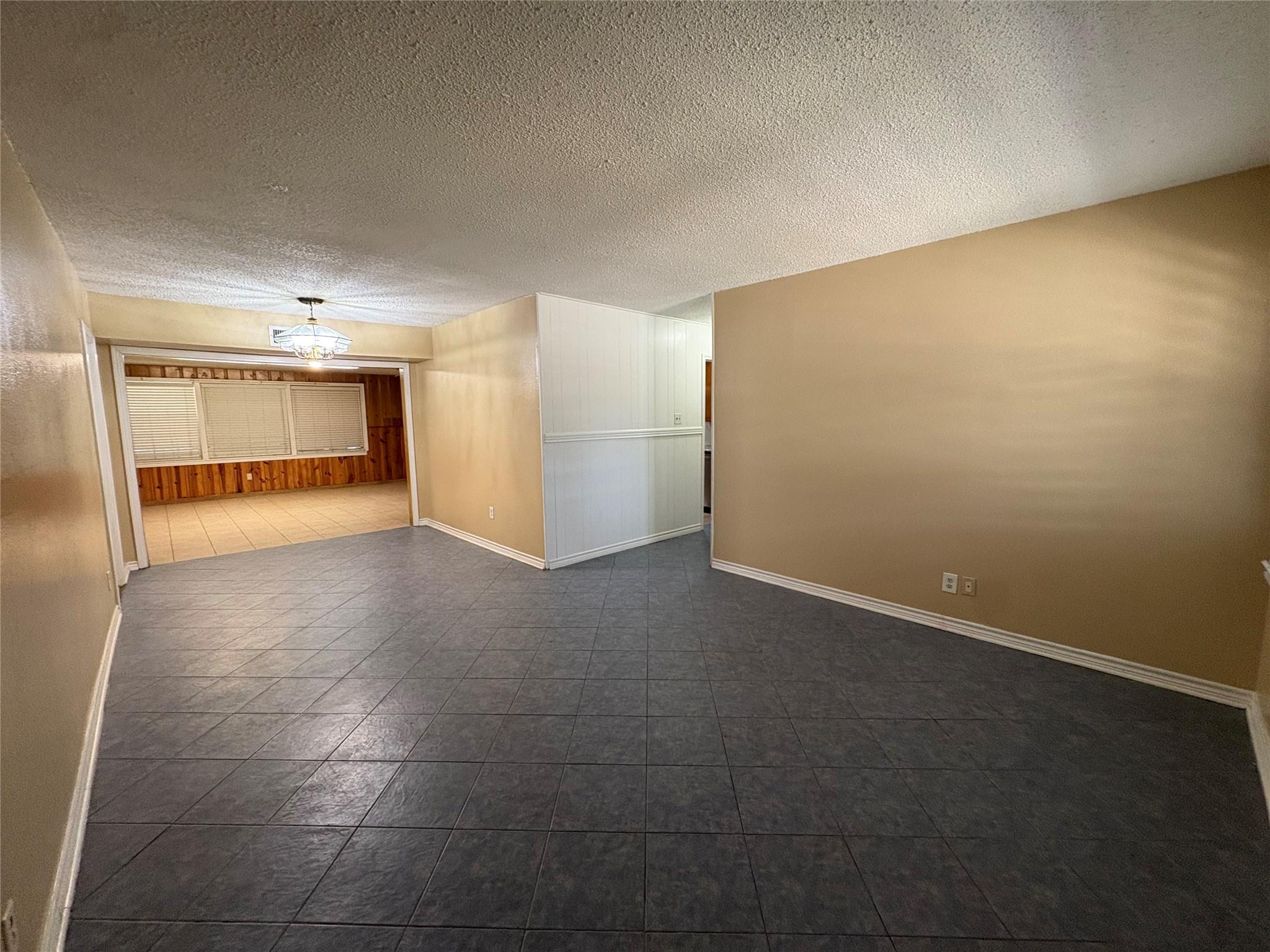 106 Barracuda Avenue