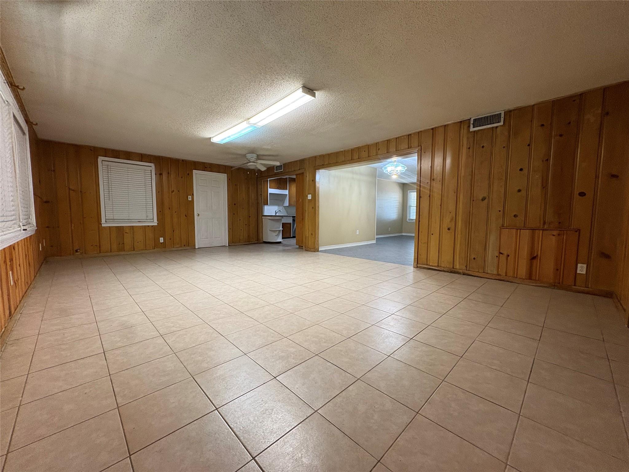 106 Barracuda Avenue