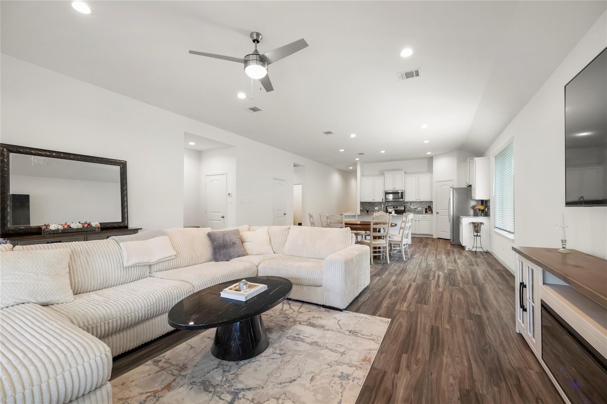 938 Youth Water Road