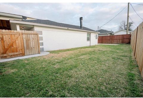 Tiny photo for 2202 4th Street, Galena Park, TX 77547 (MLS # 58224770)