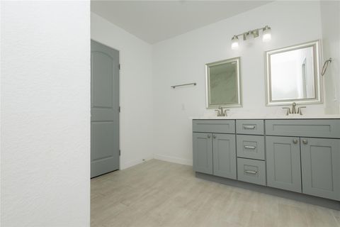 Tiny photo for 2202 4th Street, Galena Park, TX 77547 (MLS # 58224770)