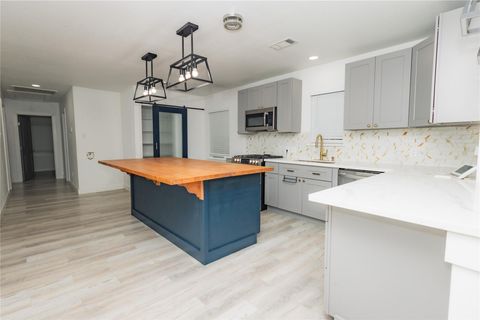 Tiny photo for 2202 4th Street, Galena Park, TX 77547 (MLS # 58224770)