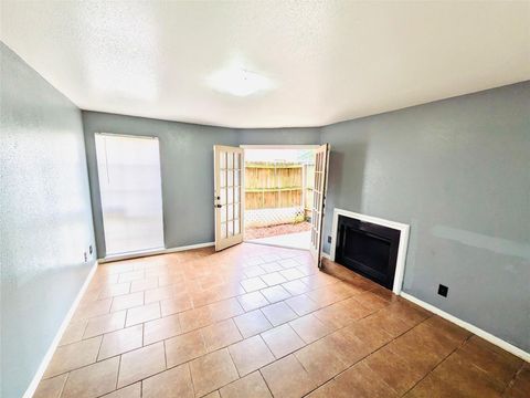 Photo of 12500 Sandpiper Drive #109, Houston, TX 77035 (MLS # 4790607) Photo of 12500 Sandpiper Drive #109, Houston, TX 77035 (MLS # 4790607)