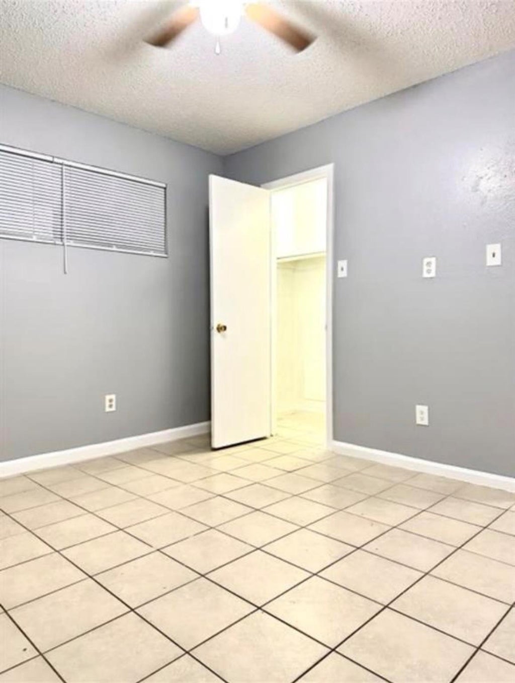Photo of 6918 Hirsch Road #6916, Houston, TX 77016 (MLS # 24652888)
