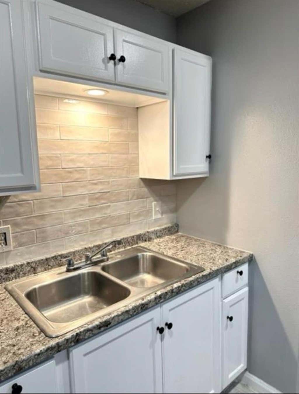 Photo of 6918 Hirsch Road #6916, Houston, TX 77016 (MLS # 24652888)