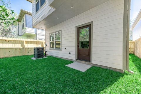 Tiny photo for 2020 Hampton Street #A B, Houston, TX 77088 (MLS # 55226976)