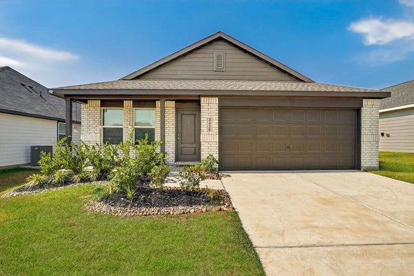 2429 ROOKE RD, BRYAN, TX 77807 - Image f4bdcc7ce1c6783f7591e9fdee9f5803/94033320