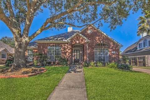 Photo of 21610 Emerald Ridge Circle, Katy, TX 77450 (MLS # 10980486)