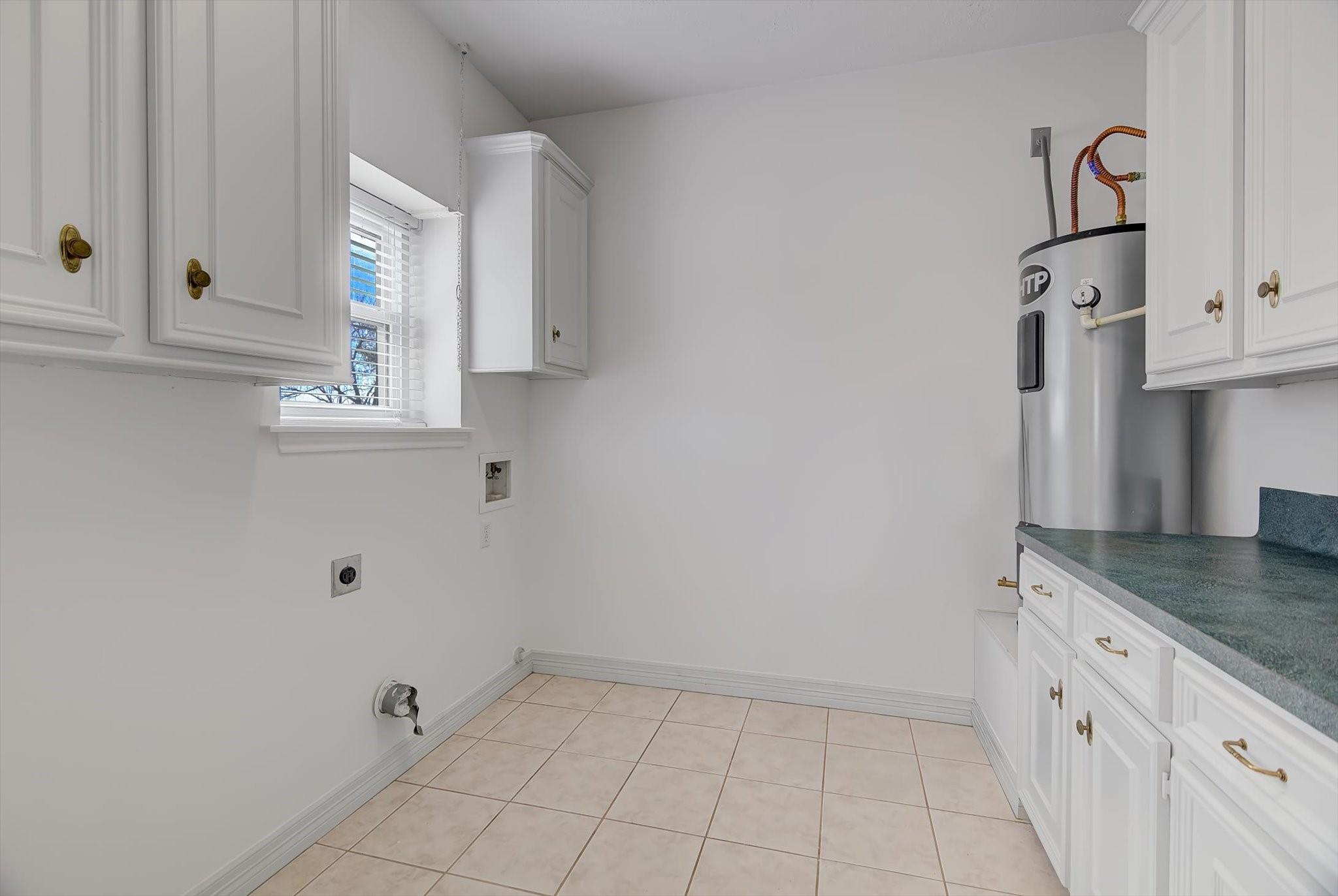 Dayton, Texas, 77535, United States, 3 Bedrooms Bedrooms, ,2 BathroomsBathrooms,Residential,Active,2021659