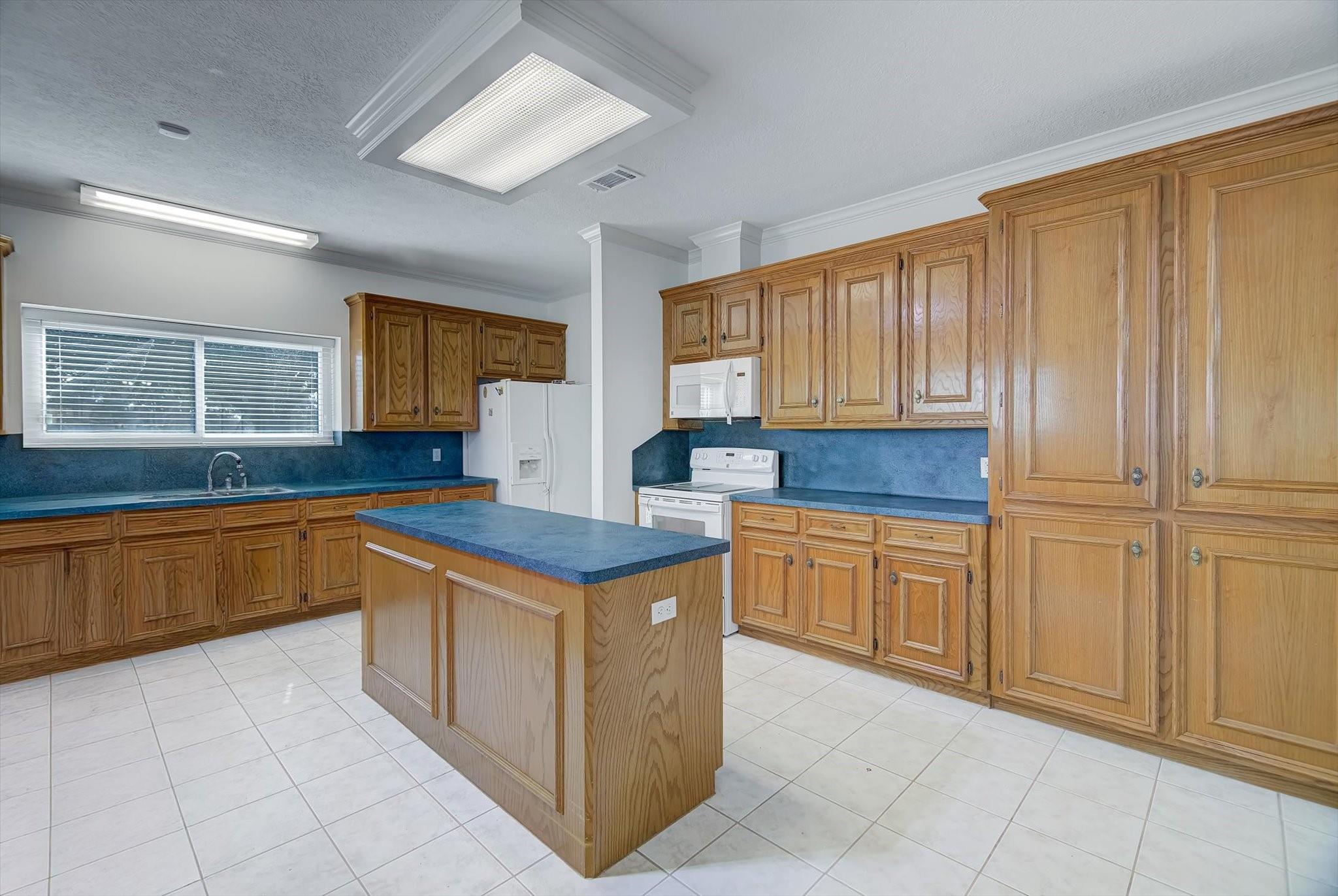 Dayton, Texas, 77535, United States, 3 Bedrooms Bedrooms, ,2 BathroomsBathrooms,Residential,Active,2021659