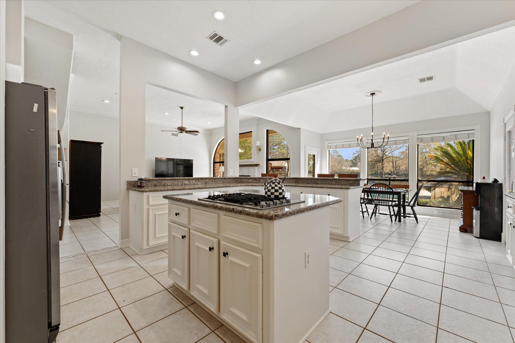 1019 Towering Oaks Street