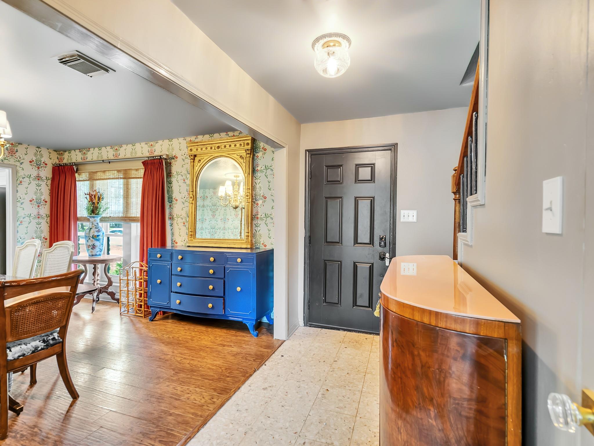3819 Shipman Lane