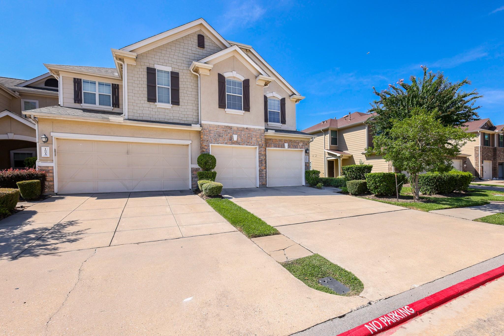 16021 Summerville Lake Drive