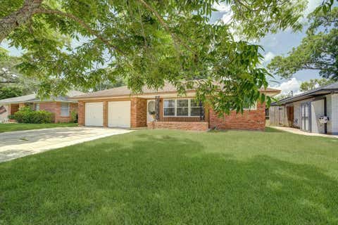 Photo of 111 Carnation Street, Lake Jackson, TX 77566 (MLS # 29147843)