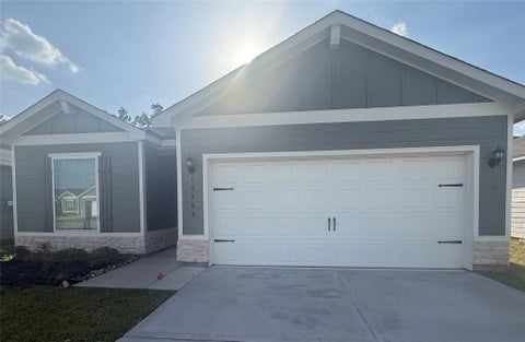 Photo of 15463 Maple Terrace Drive, Conroe, TX 77303 (MLS # 18567067)