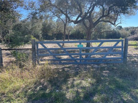 Vacant Land For Sale - 8431 Us-59 South<br/> Victoria, TX 77905