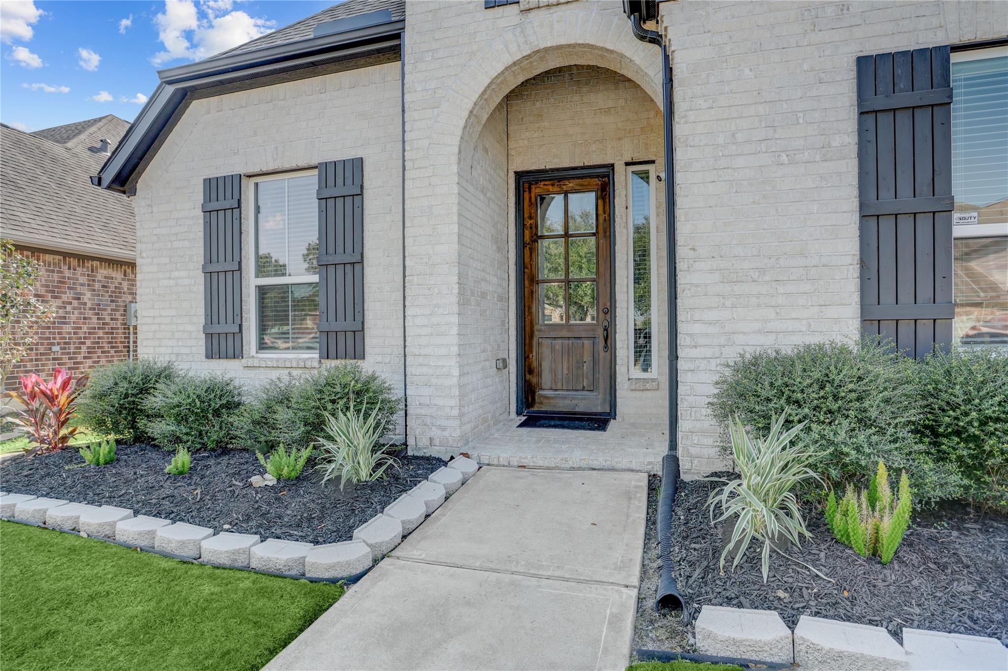 9518 Humboldt Trail