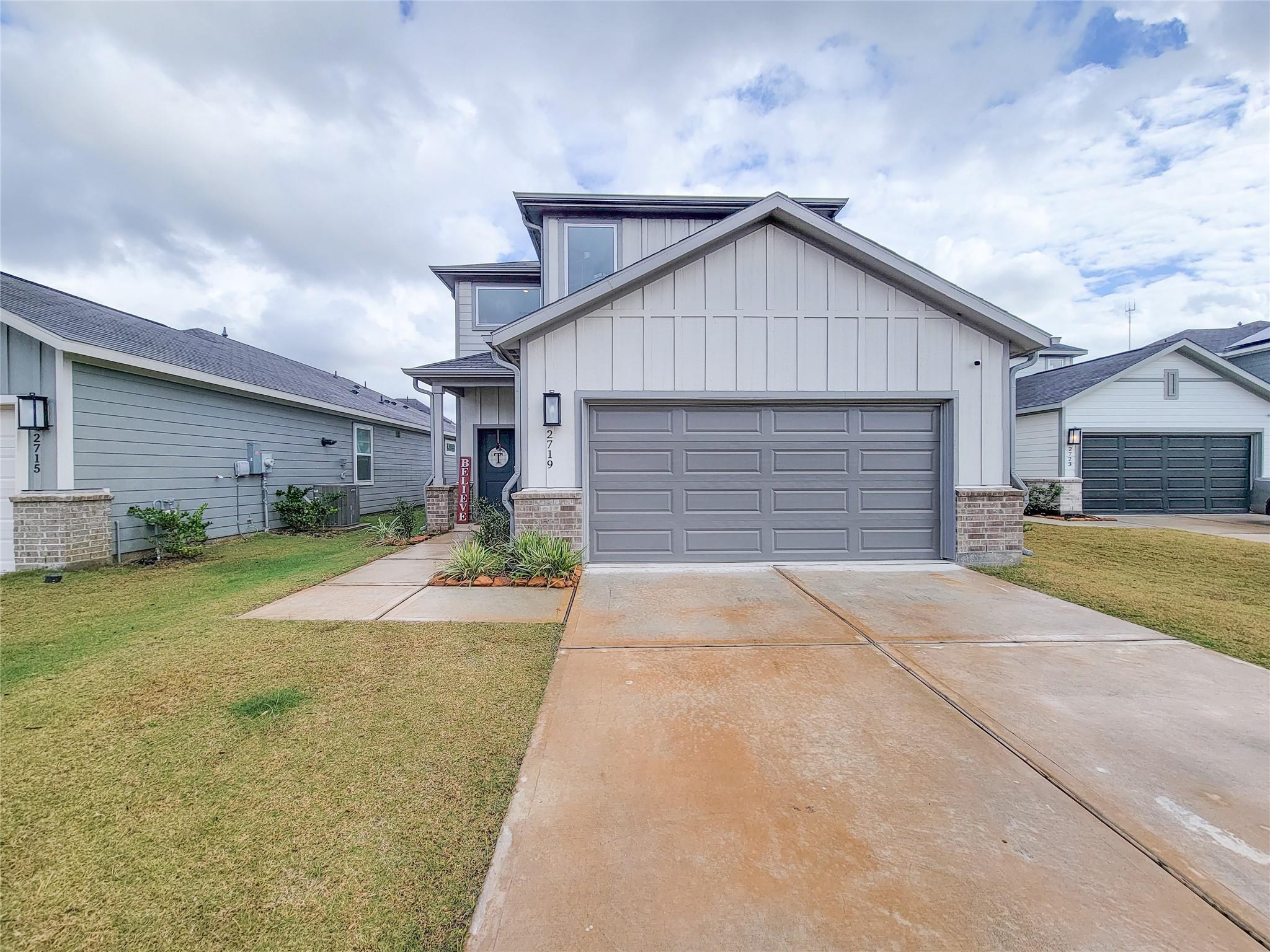 2719 Forest Retreat Lane
