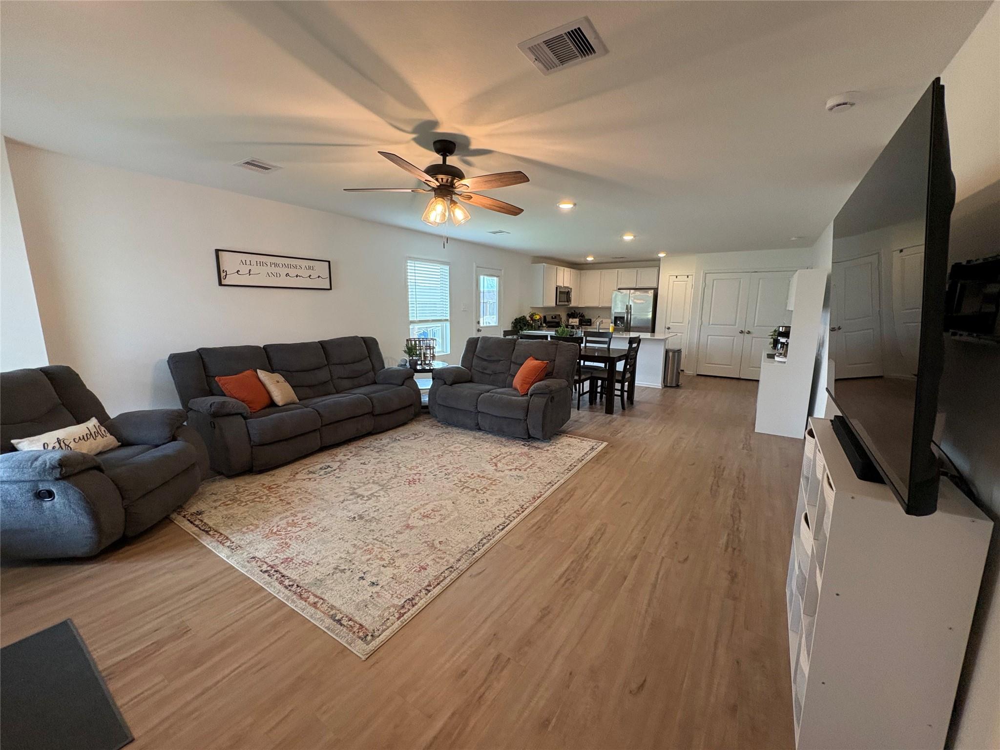 1520 Las Cuevas Drive