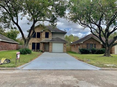 Photo of 2505 Overland Trail, Dickinson, TX 77539 (MLS # 51305986)