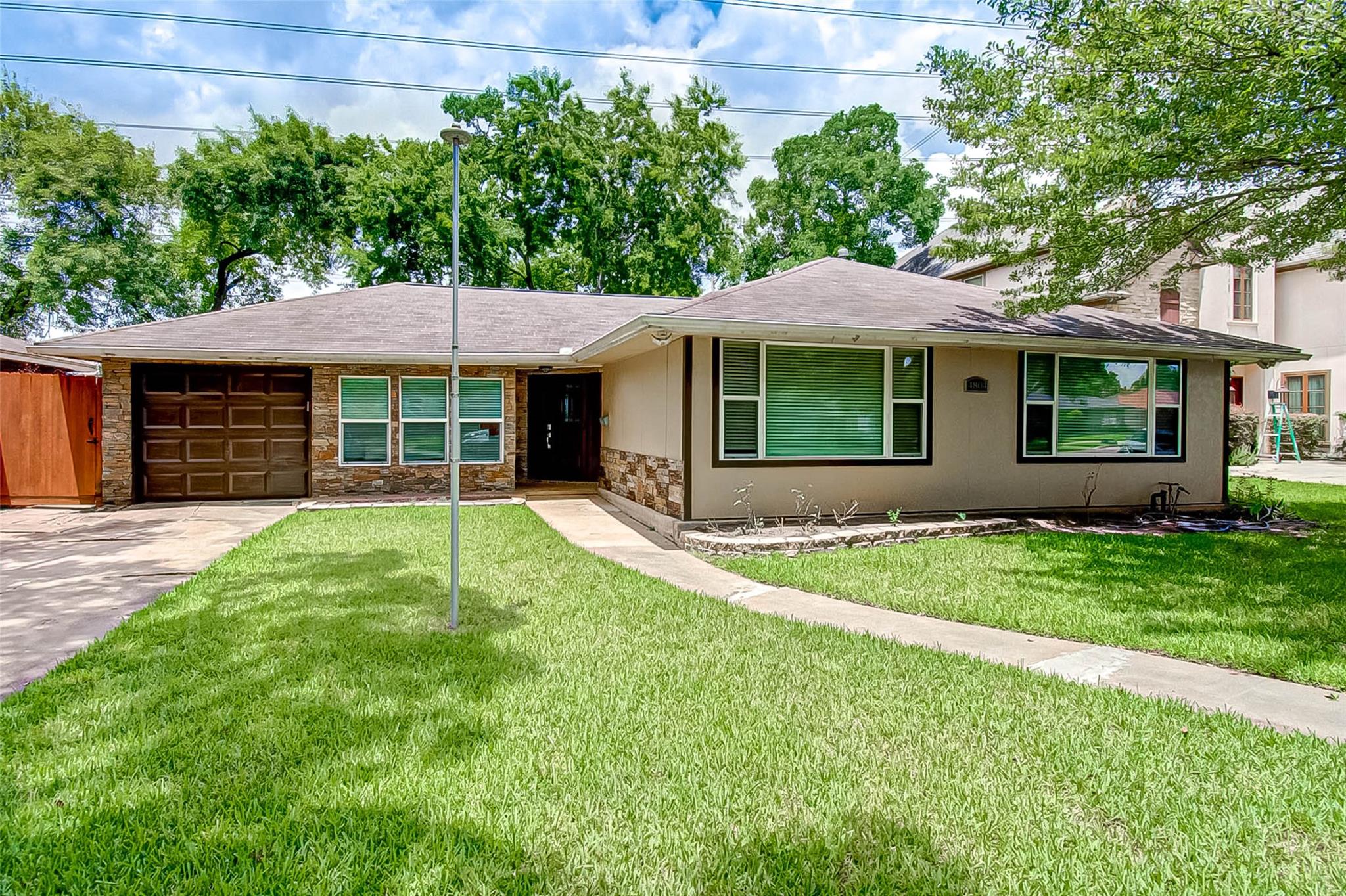 4804 Saxon Street