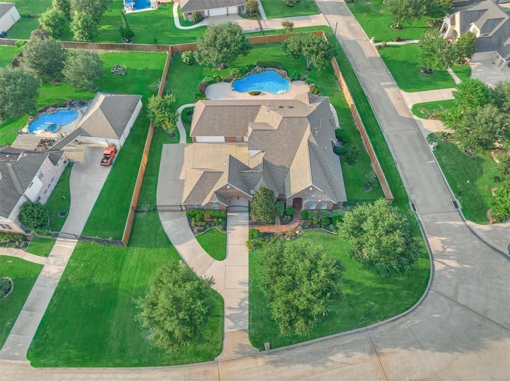 Photo of 20806 E Cameron Ridge Drive, Cypress, TX 77433 (MLS # 98851404)