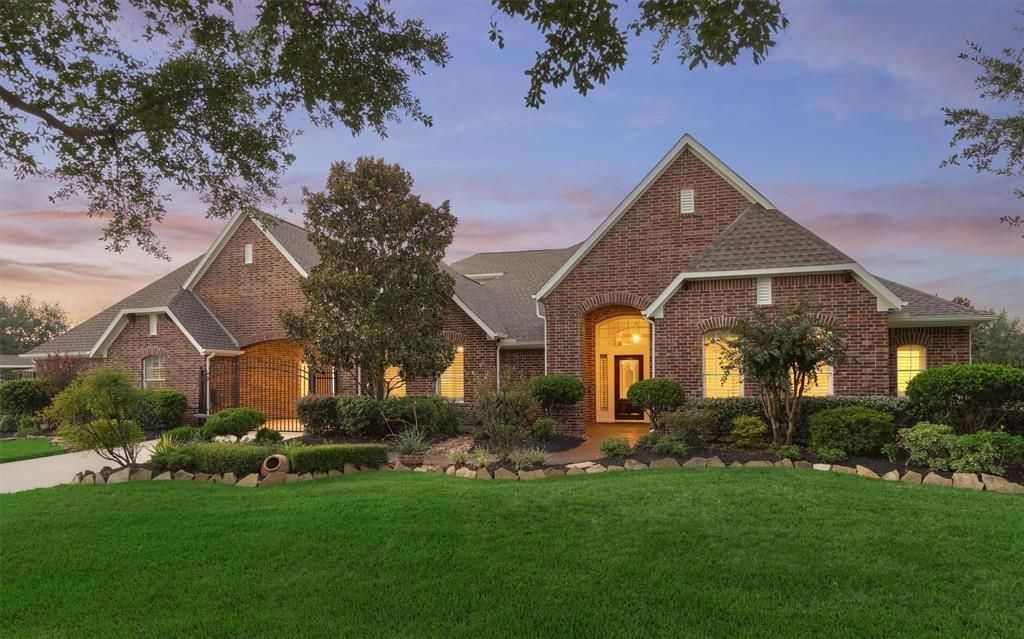 Photo of 20806 E Cameron Ridge Drive, Cypress, TX 77433 (MLS # 98851404)