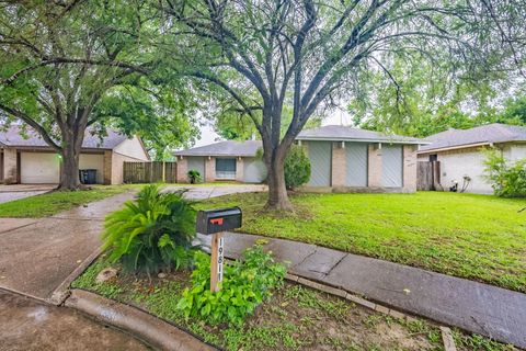 Photo of 19811 Woodhall Court, Humble, TX 77338 (MLS # 32863475)