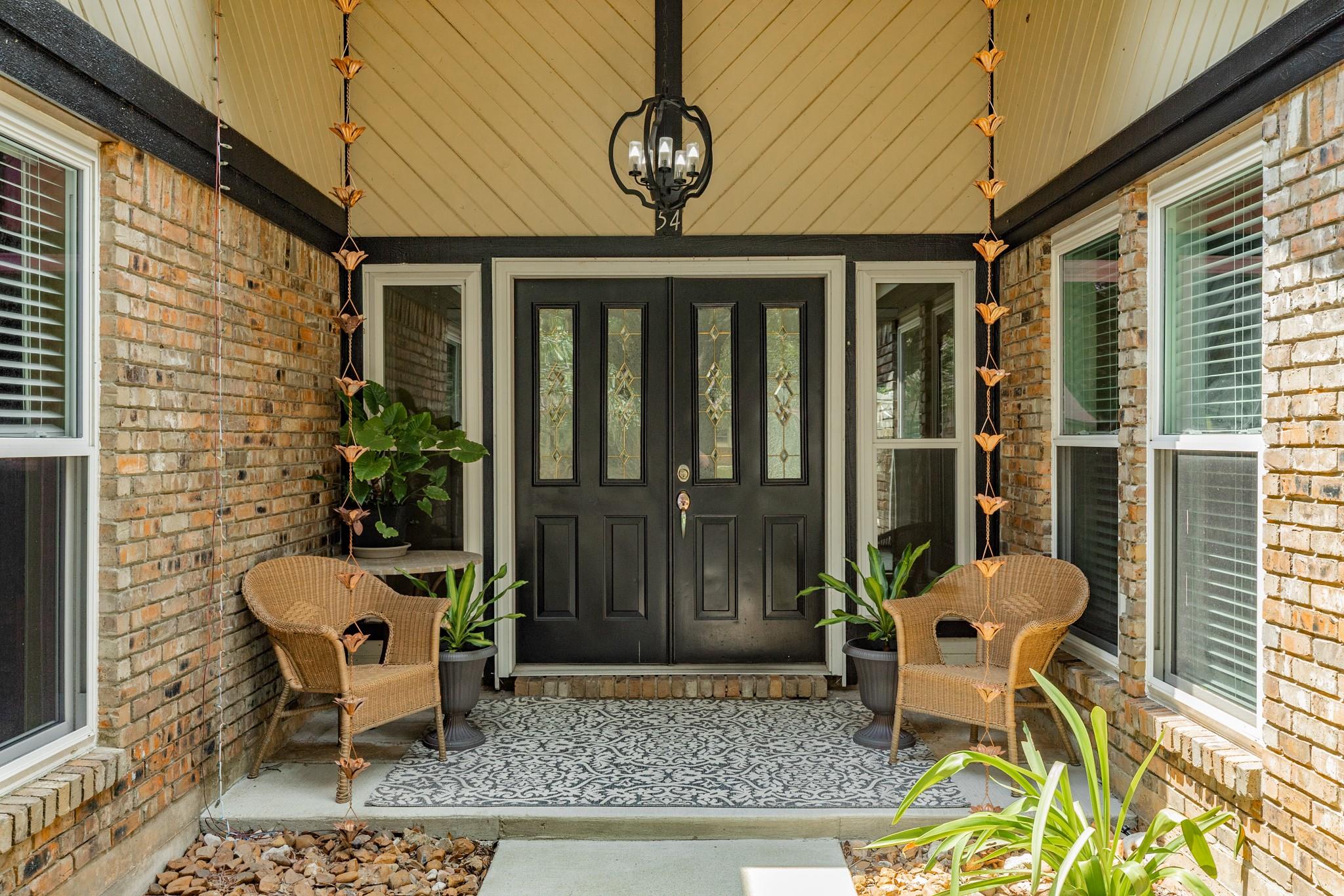 54 Royal Oak Circle