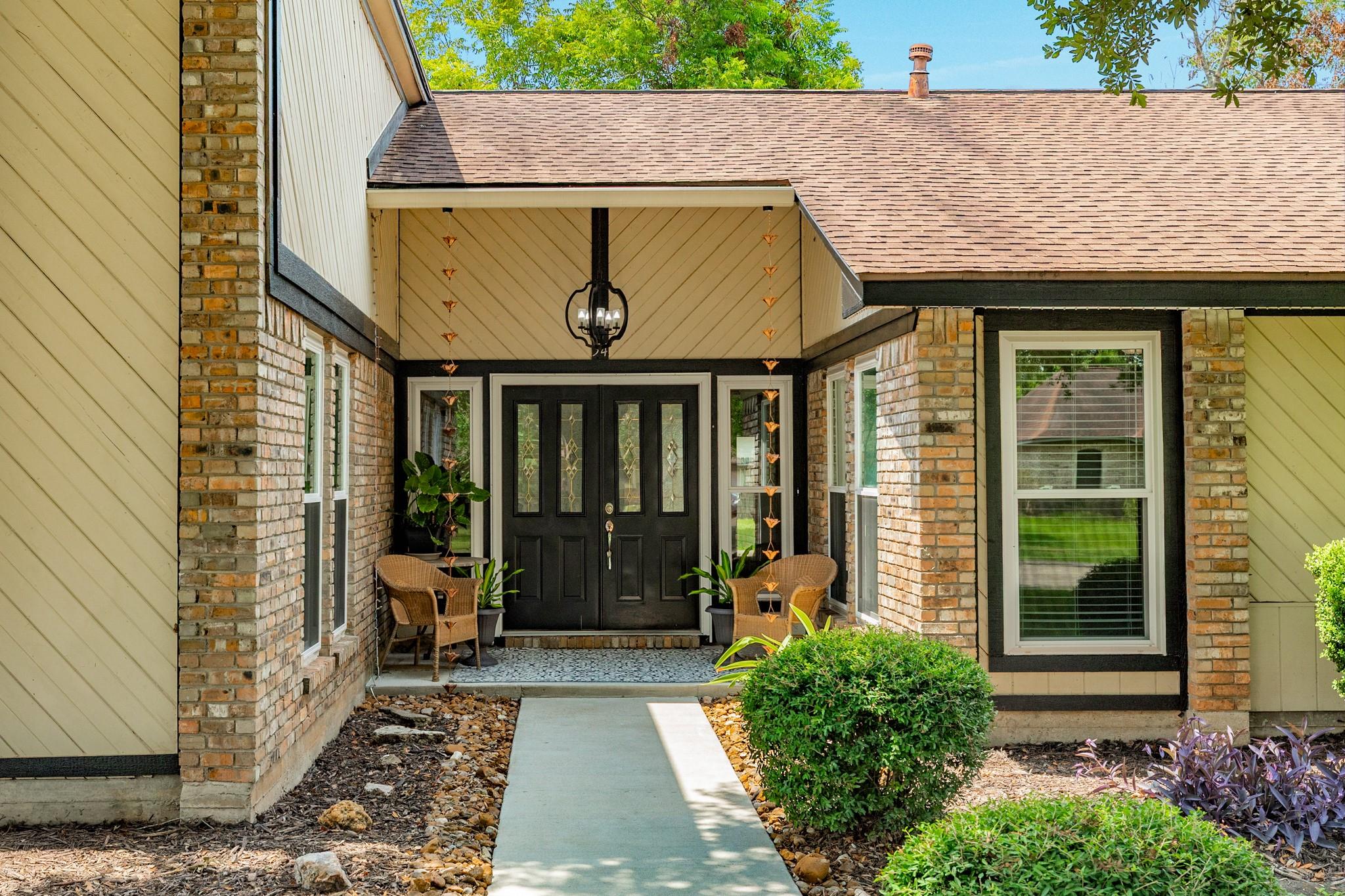54 Royal Oak Circle