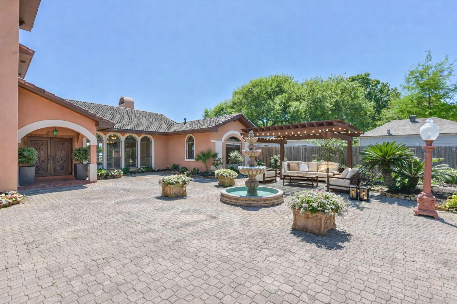111 Bayridge Road