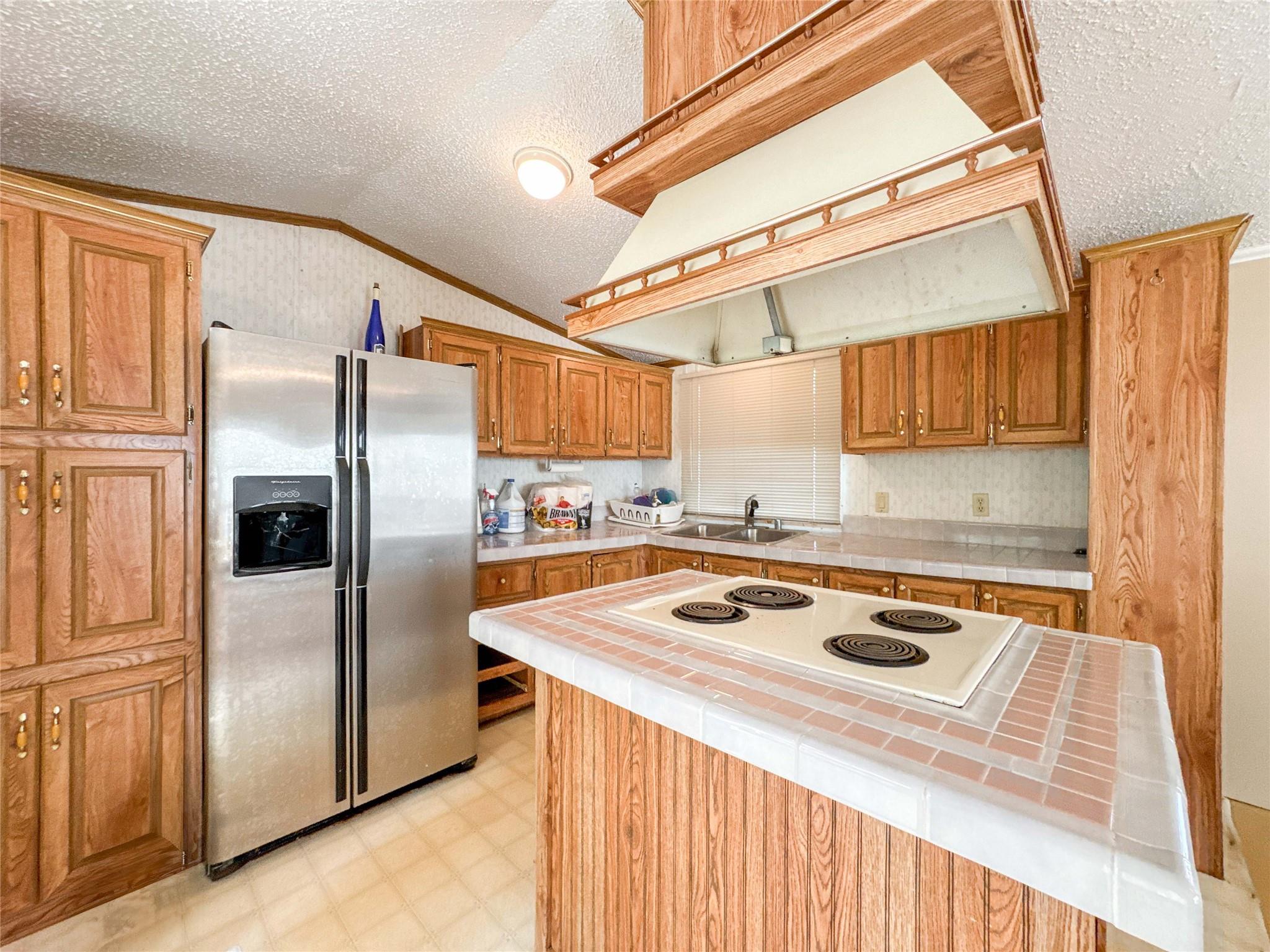 3014 Bay Oaks Harbor Drive