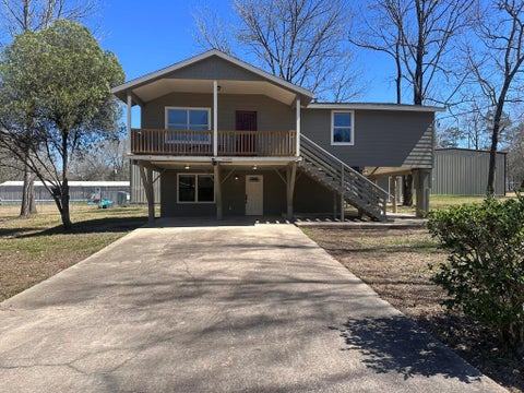 Homes For Rent - 13868 Cedar Hill Drive<br/> Montgomery, TX 77356