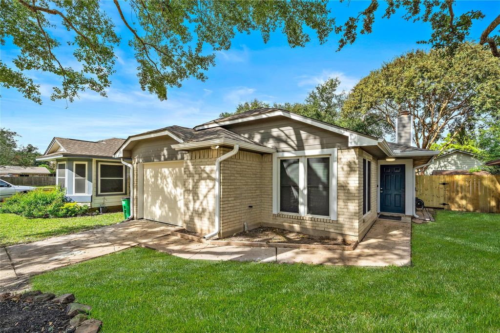 Photo of 11934 Westwold Drive, Tomball, TX 77377 (MLS # 49071606)