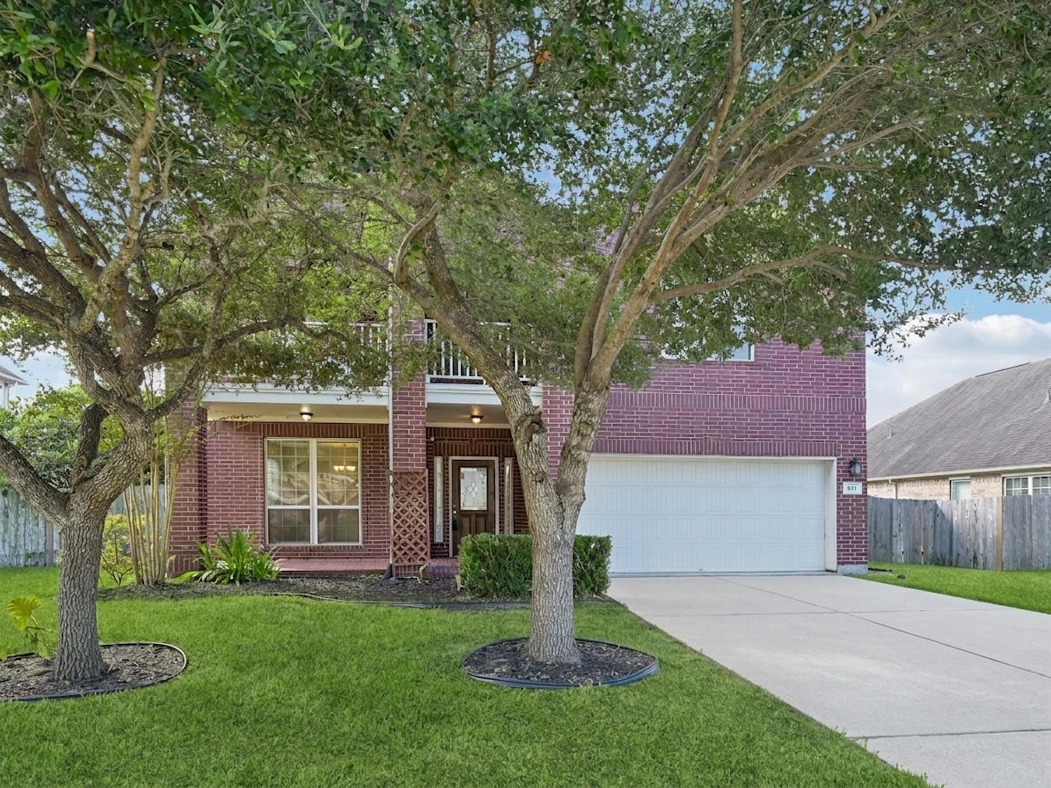 811 Arlington Pointe Drive