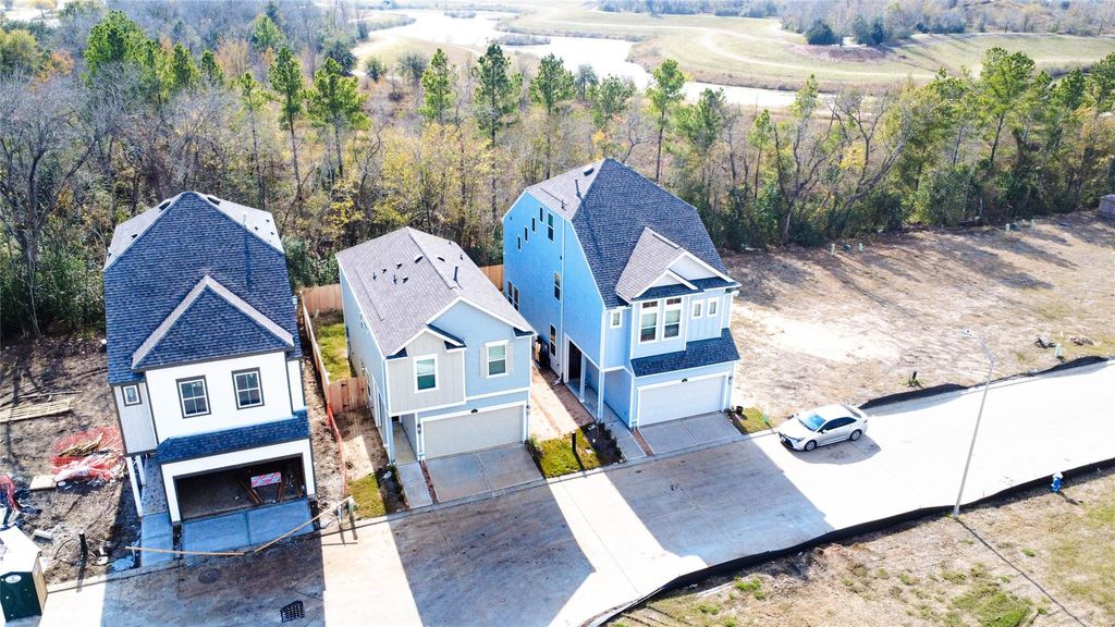 Photo of 3352 Vine Terrace Trace Trce, Houston, TX 77047 (MLS # 8774476)