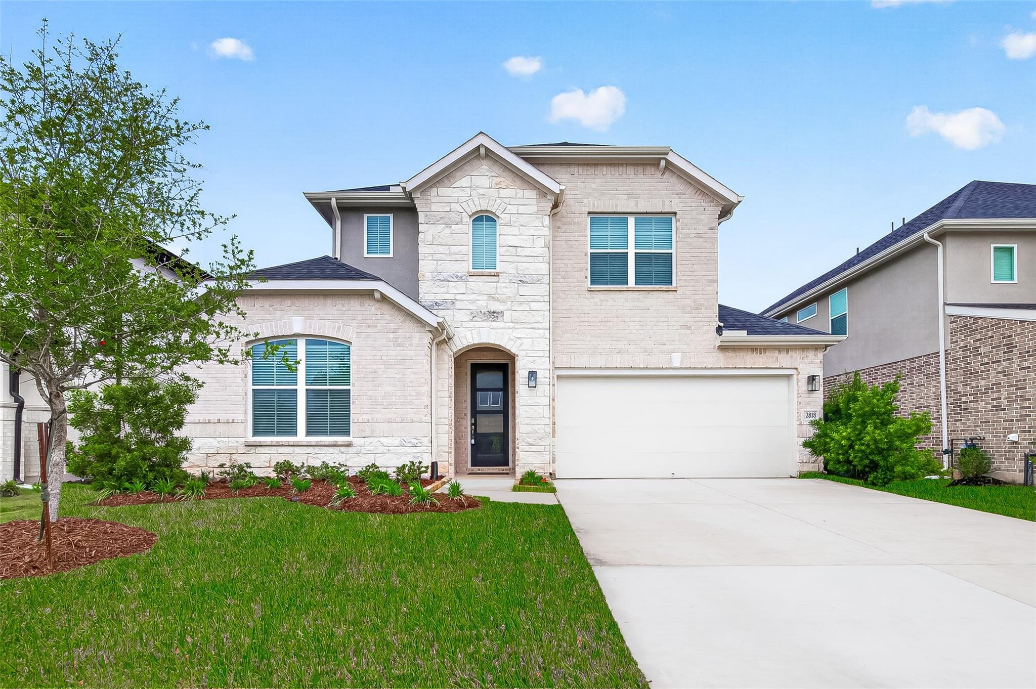 2818 Lemon Zest Path