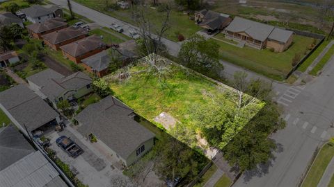 Photo of 4921 Wipprecht Street, Houston, TX 77026 (MLS # 58060430)