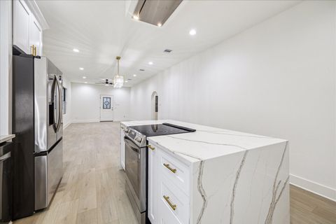 Tiny photo for 228 Lenox Street, Houston, TX 77011 (MLS # 51899701)