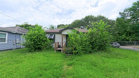 Photo of 4407 Alice Street, Houston, TX 77021 (MLS # 81209295)