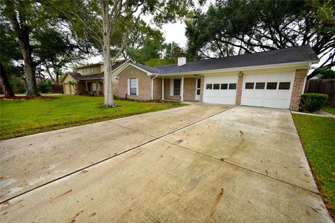 Photo of 217 Rachael Lane, Friendswood, TX 77546 (MLS # 61880686)