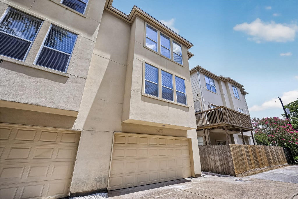 Photo of 1513 Roy Street, Houston, TX 77007 (MLS # 97631740)