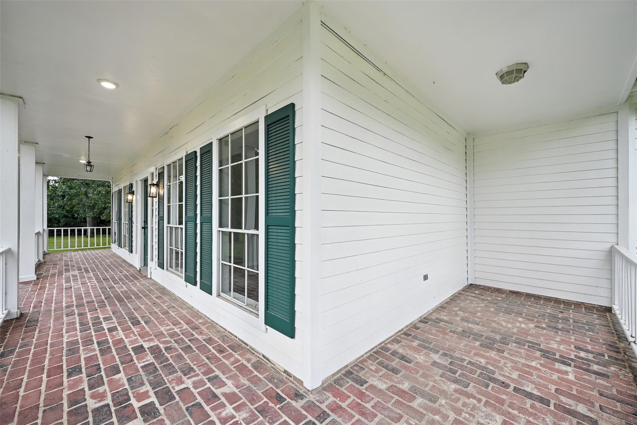 31119 S High Meadow Circle