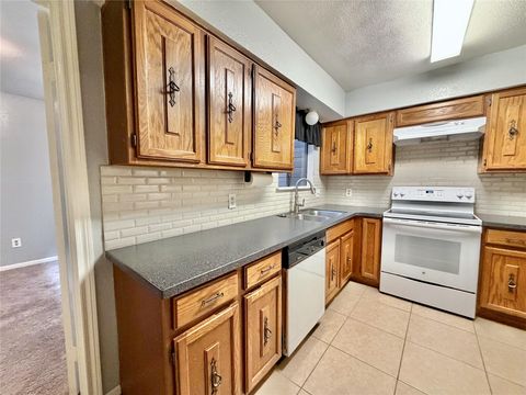 Tiny photo for 2103 Place Rebecca Lane #D10, Houston, TX 77090 (MLS # 76384110)